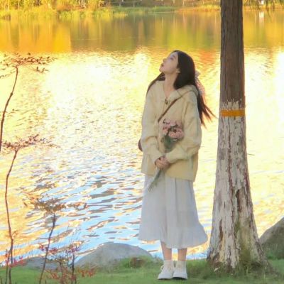 气质氛围感的女生头像真人仙气图片
