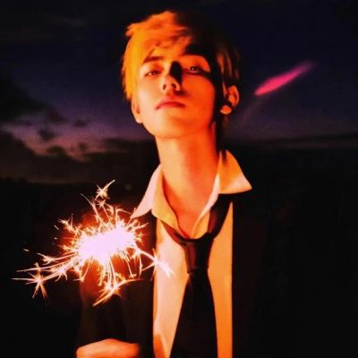 唯美浪漫烟花棒情侣头像图片
