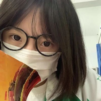 冷淡系头像女