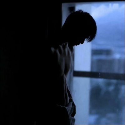 氛围感拉满的头像男高清意境图片