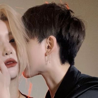 真人超甜情头双人亲亲接吻