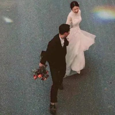 cp头像情侣浪漫成熟一对两张高清图片