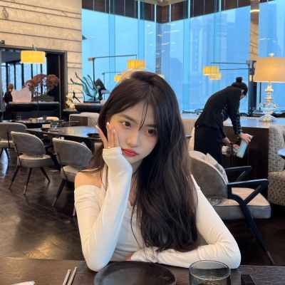 女生真人闺蜜单人头像图片好看