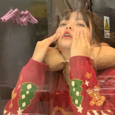 2025新年最新头像女生图片