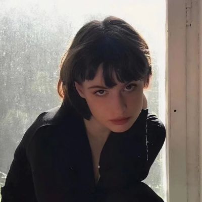 2025年的欧美女生的头像图片