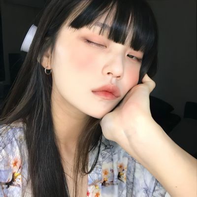 女生原宿风高冷霸气头像