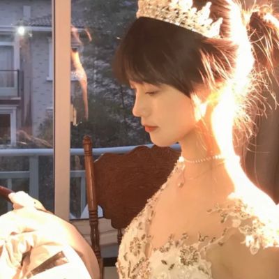 超神仙的真人侧脸女头图片
