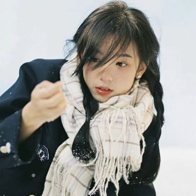 冬天落雪女生唯美头像