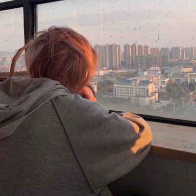 不露脸真人头像男生高冷