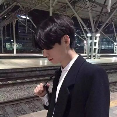 男生头像精选高清2025