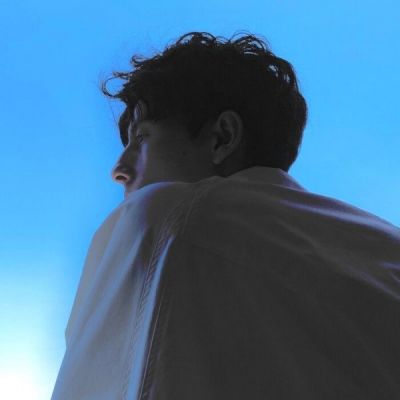 高冷帅气男生头像不露脸