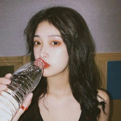 女生头像港系