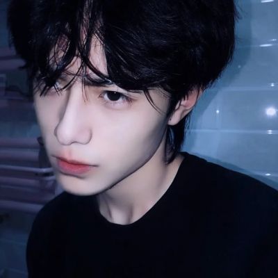 ins高级男生头像