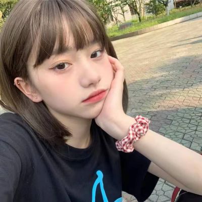 ins绝绝子女生头像
