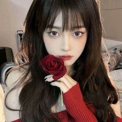 红色氛围感头像女生