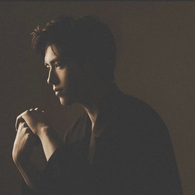 男生头像成熟高级质感