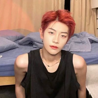 ins高级男生头像