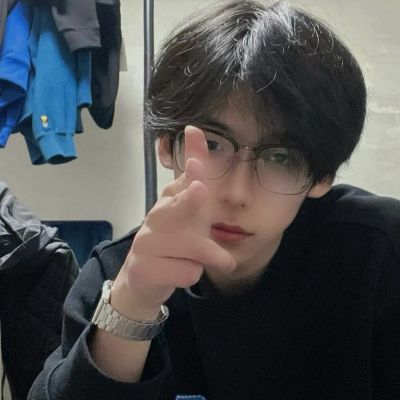 ins高级男生头像