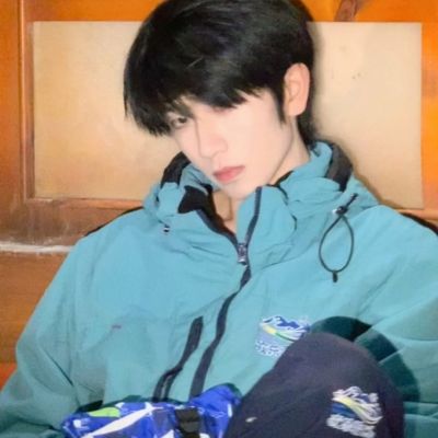 qq真人头像男生高清图片