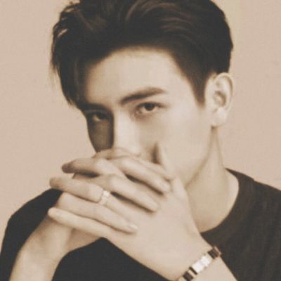 男生头像成熟高级质感