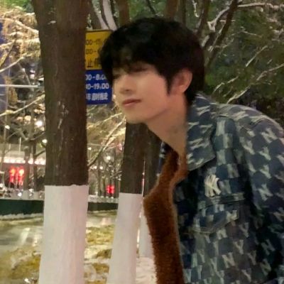 qq真人头像男生高清图片