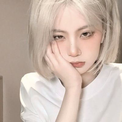 女生高冷小众头像