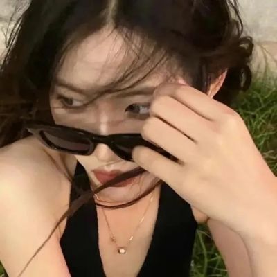 高级优质小众ins风女生头像