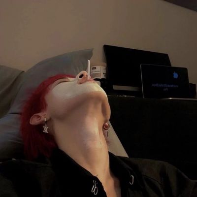 高级感优质男生露脸头像