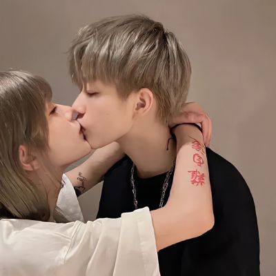温馨情侣头像高级小众