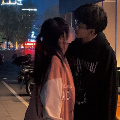 超甜超欲情侣头像