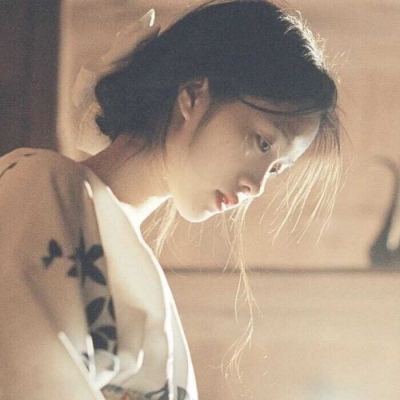流行2025年头像女生高清图片