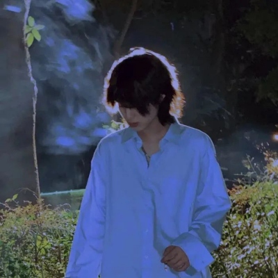 ins暖系男头像