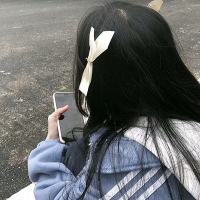 头像个性独特潮流女生图片