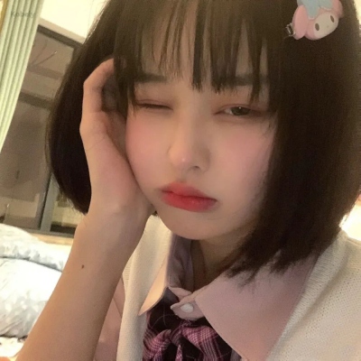 女生头像最火2025精选图片
