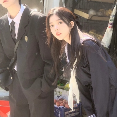 青春校园学生情侣头像图片