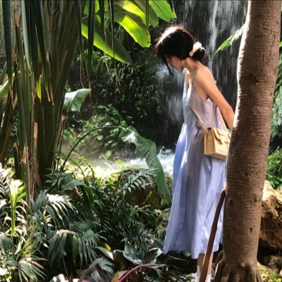 头像个性独特潮流女生图片