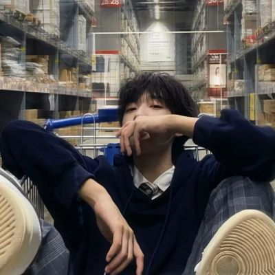 2025最火头像男生真人高清图片