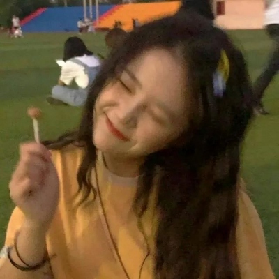 最火潮流头像2025女生图片