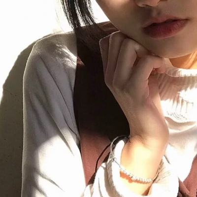 女生微信头像2025年最火好看图片