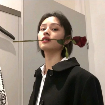 不明显情侣头像ins
