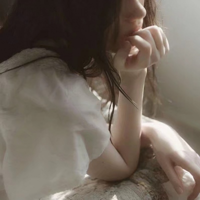 超级干净小众的ins女生头像图片