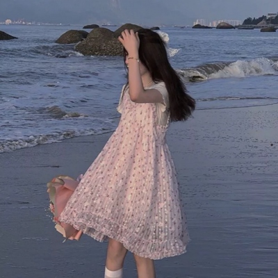 微信头像带花的女生高清图片