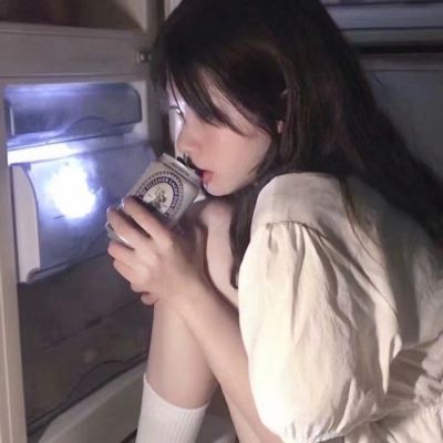 2025流行头像女生微丧图片