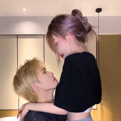 妩媚潮流情侣头像真人