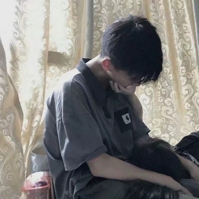 超甜超欲情侣头像