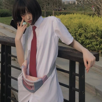 小众温柔女生真人头像图片
