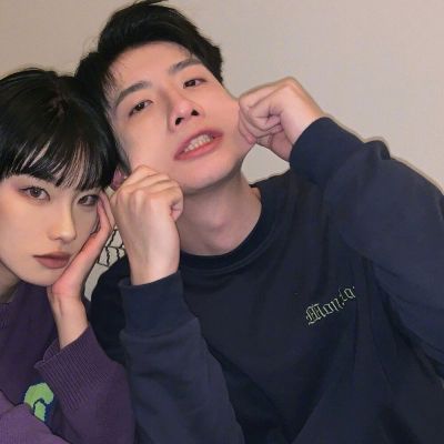 情侣头像真人一左一右