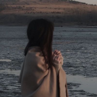 2025流行好看女生头像图片