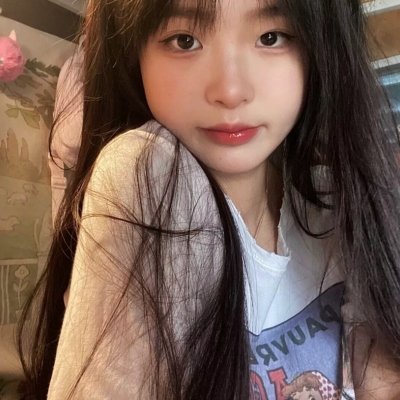 女生头像ins氛围感真人
