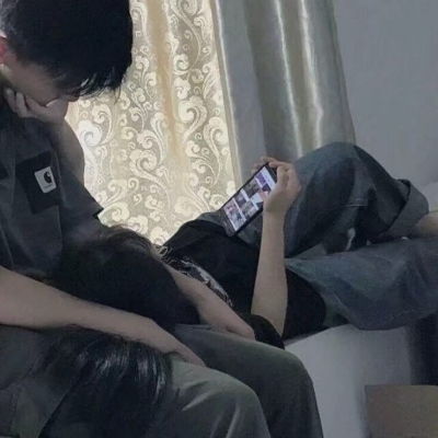 超甜超欲情侣头像